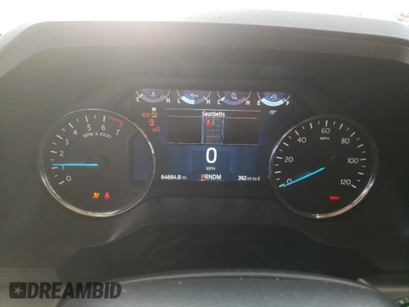2023 Ford Expedition Max XLT z VIN 1FMJK1J83PEA16615, wystawiony jako Copart lot #53157235 z przebiegiem 64 684 mil mil oraz Nie do naprawy • Non repairable. Historia ofert i sprzedaży dostępna na DreamBid. Obrazek 9.