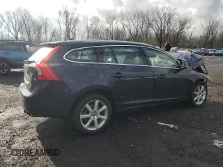 2017 Volvo V60 Premier with VIN YV140MEKXH1368933, listed as a Copart auction lot 86623754 with 0 mi miles and Salvage Title. Bid and sale history available at carsss.com. Image 3.