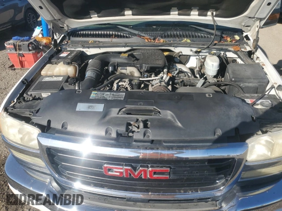 2005 GMC Sierra 1500 with VIN 1GTHC23275F938231, listed as a Copart auction lot 85245654 with 131,868 mi miles and Salvage Title. Bid and sale history available at DreamBid. Image 11.