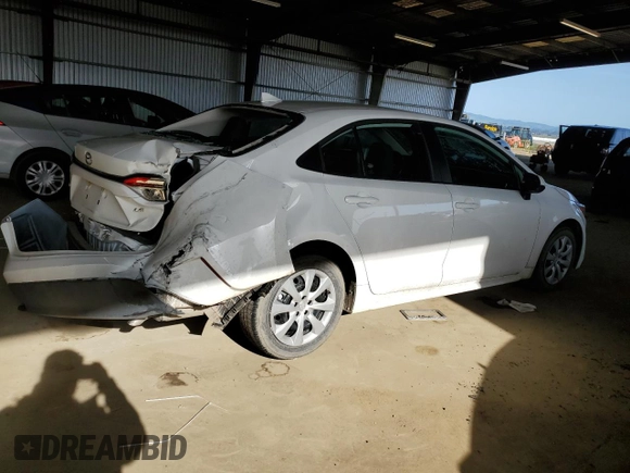 2023 Toyota Corolla LE z VIN 5YFB4MDE9PP044122, wystawiony jako Copart lot #52387125 z przebiegiem 10 596 mil mil oraz Szkoda całkowita • Salvage title. Historia ofert i sprzedaży dostępna na DreamBid. Obrazek 3.