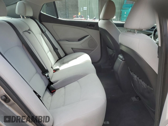 2015 Kia Optima LX with VIN 5XXGM4A79FG469889, listed as a Copart auction lot 56784545 with 95,549 mi miles and Clean Title. Bid and sale history available at DreamBid. Image 10.