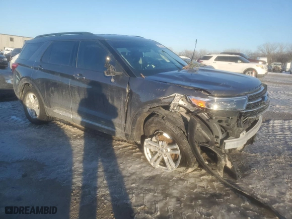 2021 Ford Explorer XLT with VIN 1FMSK8DH8MGA60229, listed as a Copart auction lot 88525805 with 51,337 mi miles and Salvage Title. Bid and sale history available at carsss.com. Image 4.