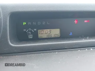 2006 Scion xB z VIN JTLKT324364065061, wystawiony jako IAAI lot #41558299 z przebiegiem 186 106 mil mil oraz . Historia ofert i sprzedaży dostępna na DreamBid. Obrazek 15.