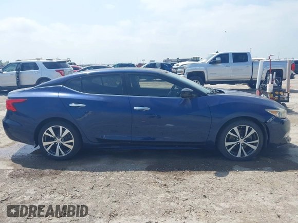 2016 Nissan Maxima SV z VIN 1N4AA6AP0GC444056, wystawiony jako IAAI lot #42336112 z przebiegiem 167 098 mil mil oraz . Historia ofert i sprzedaży dostępna na DreamBid. Obrazek 13.