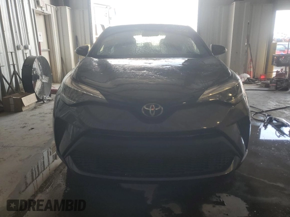 2022 Toyota C-HR XLE with VIN NMTKHMBX2NR146101, listed as a Copart auction lot 55399645 with 33,293 mi miles and Clean Title. Bid and sale history available at DreamBid. Image 5.