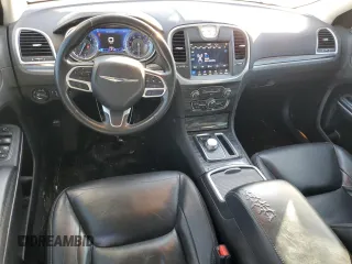 2019 Chrysler 300 Touring with VIN 2C3CCAAG4KH755497, listed as a Copart auction lot 85038514 with 82,453 mi miles and Salvage Title. Bid and sale history available at carsss.com. Image 8.