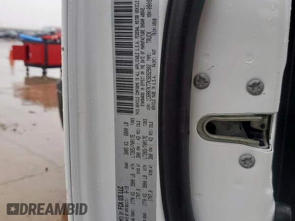 2019 Ram 1500 Tradesman z VIN 1C6RR7KT7KS692902, wystawiony jako Copart lot #55839745 z przebiegiem 74 437 mil mil oraz Czysty tytuł • Clean title. Historia ofert i sprzedaży dostępna na DreamBid. Obrazek 12.