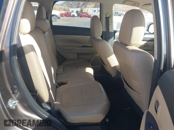 2016 Mitsubishi Outlander SE с VIN JA4AD3A30GZ022258, выставлен на аукционе IAAI как лот 41425764 с пробегом 66 096 миль миль и . История ставок и продаж доступна на DreamBid. Изображение 8.