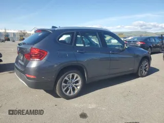 2013 BMW X1 xDrive28i with VIN WBAVL1C52DVR91167, listed as a Copart auction lot 49090395 with 74,323 mi miles and Clean Title. Bid and sale history available at carsss.com. Image 3.