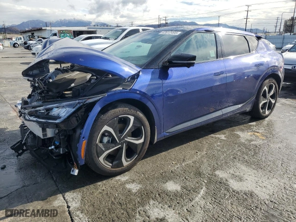 2024 Kia EV6 GT-Line with VIN KNDC4DLCXR5203055, listed as a Copart auction lot 42612495 with 1,953 mi miles and Salvage Title. Bid and sale history available at carsss.com. Image 1.