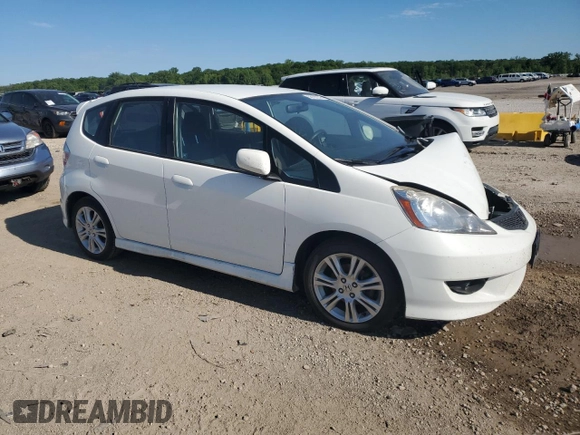 2009 Honda Fit Sport with VIN JHMGE88409S070913, listed as a Copart auction lot 58187375 with 220,913 mi miles and Salvage title. Bid and sale history available at DreamBid. Image 4.
