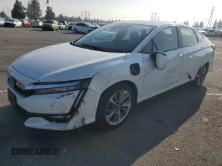 2019 Honda Clarity Plug-In Hybrid with VIN JHMZC5F10KC001340, listed as a Copart auction lot 83696954 with 141,062 mi miles and Salvage Title. Bid and sale history available at carsss.com. Image 1.
