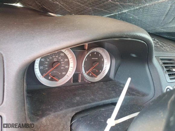 2013 Volvo C70 T5 with VIN YV1672MC3DJ136431, listed as a Copart auction lot 76175334 with 0 mi miles and Salvage Title. Bid and sale history available at carsss.com. Image 9.