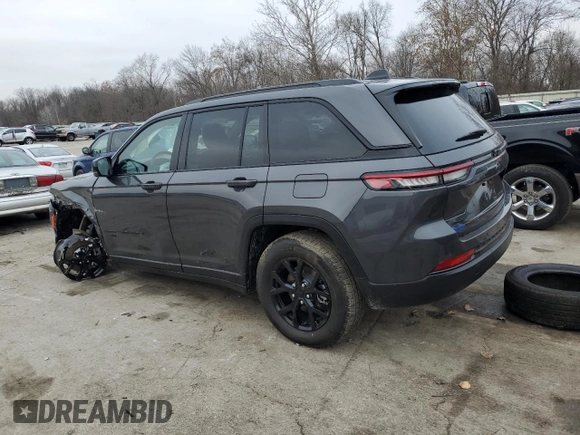 2025 Jeep Grand Cherokee Laredo with VIN 1C4RJHAG4SC272275, listed as a Copart auction lot 79920004 with 712 mi miles and Salvage Title. Bid and sale history available at DreamBid. Image 2.