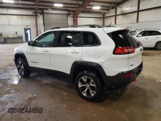 2015 Jeep Cherokee Trailhawk with VIN 1C4PJMBS6FW572245, listed as a Copart auction lot 51992855 with 150,719 mi miles and Clean title. Bid and sale history available at DreamBid. Image 2.