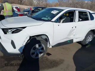 2024 Toyota RAV4 LE with VIN 2T3F1RFV2RW462521, listed as a IAAI auction lot 41459210 with 6,040 mi miles. Bid and sale history available at carsss.com. Image 5.