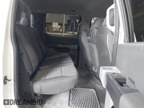 2022 Ford F-150 XL z VIN 1FTEW1EB9NKD69780, wystawiony jako IAAI lot #42572005 z przebiegiem Nie podano mil oraz . Historia ofert i sprzedaży dostępna na DreamBid. Obrazek 7.