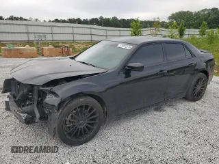 2016 Chrysler 300 S z VIN 2C3CCAGG0GH244609, wystawiony jako Copart lot #57007375 z przebiegiem 195 200 mil mil oraz Szkoda całkowita • Salvage title. Historia ofert i sprzedaży dostępna na DreamBid. Obrazek 1.