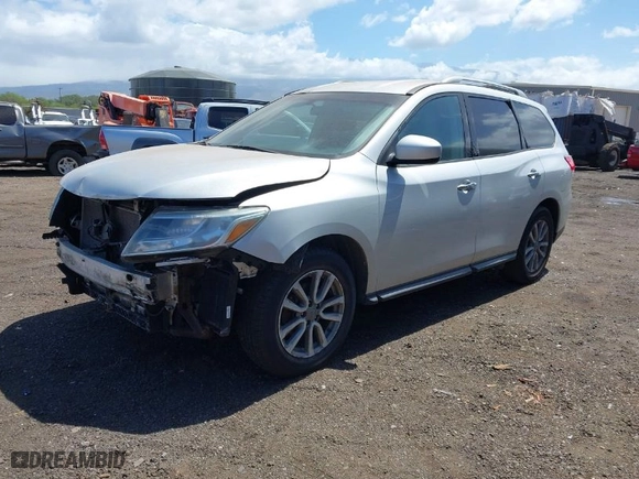 2016 Nissan Pathfinder S with VIN 5N1AR2MN9GC615324, listed as a IAAI auction lot 41723644 with 67,629 mi miles. Bid and sale history available at carsss.com. Image 2.