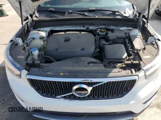 2019 Volvo XC40 Momentum z VIN YV4AC2HK3K2068990, wystawiony jako Copart lot #56154375 z przebiegiem Nie podano mil oraz Nie do naprawy • Non repairable. Historia ofert i sprzedaży dostępna na DreamBid. Obrazek 12.