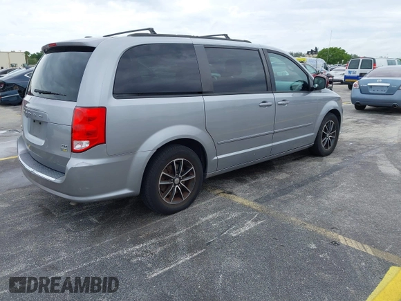 2017 Dodge Grand Caravan GT with VIN 2C4RDGEG7HR807515, listed as a IAAI auction lot 42253888 with 141,969 mi miles and . Bid and sale history available at DreamBid. Image 4.