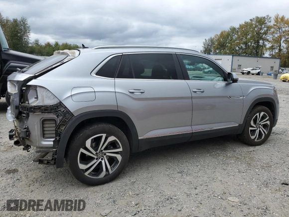2022 Volkswagen Atlas SEL with VIN 1V2BE2CA3NC203446, listed as a Copart auction lot 70006024 with 28,356 mi miles and Salvage title. Bid and sale history available at DreamBid. Image 3.