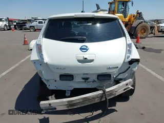 2017 Nissan LEAF SV with VIN 1N4BZ0CP1HC304381, listed as a IAAI auction lot 42532396 with 117,931 mi miles and . Bid and sale history available at DreamBid. Image 17.
