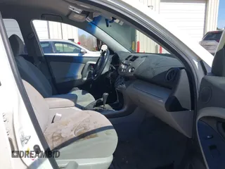 2007 Toyota RAV4 Limited with VIN JTMZK31V075013616, listed as a IAAI auction lot 41911177 with 281,075 mi miles. Bid and sale history available at carsss.com. Image 5.