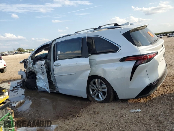 2022 Toyota Sienna Limited with VIN 5TDZRKEC7NS102427, listed as a Copart auction lot 79524614 with Not provided miles and Salvage title. Bid and sale history available at DreamBid. Image 2.