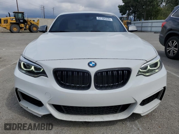 2015 BMW 2 Series M235i z VIN WBA1J7C59FV288918, wystawiony jako Copart lot #51164335 z przebiegiem 67 791 mil mil oraz Szkoda całkowita • Salvage title. Historia ofert i sprzedaży dostępna na DreamBid. Obrazek 5.