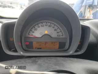 2009 Smart fortwo Passion с VIN WMEEK31X99K255147, выставлен на аукционе Copart как лот 64557085 с пробегом 70 824 миль миль и Чистый • Clean title. История ставок и продаж доступна на DreamBid. Изображение 9.