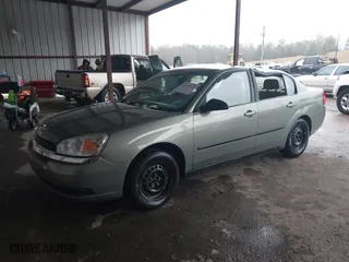2004 Chevrolet Malibu with VIN 1G1ZS52FX4F133960, listed as a IAAI auction lot 41294240 with 98,182 mi miles. Bid and sale history available at carsss.com. Image 2.