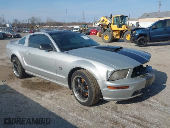 2009 Ford Mustang GT with VIN 1ZVHT82H795128079, listed as a IAAI auction lot 41727791 with 131,495 mi miles and . Bid and sale history available at DreamBid. Image 1.