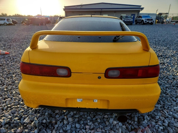 2000 Acura Integra LS z VIN JH4DC4357YS010661, wystawiony jako Copart lot #58376325 z przebiegiem 203 517 mil mil oraz Szkoda całkowita • Salvage title. Historia ofert i sprzedaży dostępna na DreamBid. Obrazek 6.