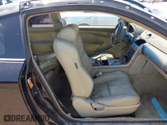 2004 Infiniti G35 Coupe w/Leather with VIN JNKCV54E74M807582, listed as a IAAI auction lot 41987481 with 116,471 mi miles. Bid and sale history available at carsss.com. Image 5.