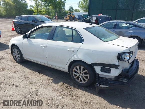 2010 Volkswagen Jetta Limited Edition with VIN 3VWRZ7AJ7AM058938, listed as a IAAI auction lot 42348838 with 102,482 mi miles and . Bid and sale history available at DreamBid. Image 3.