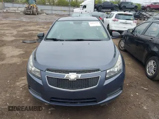 2014 Chevrolet Cruze LS with VIN 1G1PA5SH9E7274901, listed as a IAAI auction lot 42013231 with 95,204 mi miles and . Bid and sale history available at DreamBid. Image 13.