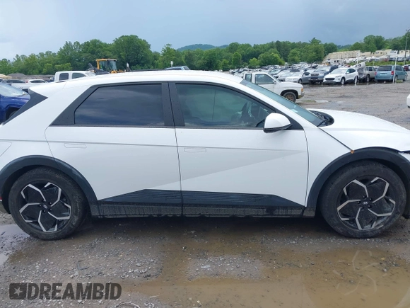 2022 Hyundai Ioniq 5 SEL with VIN KM8KN4AE4NU090938, listed as a IAAI auction lot 42507220 with 15,266 mi miles and . Bid and sale history available at DreamBid. Image 13.