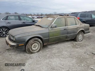1986 BMW 3 Series 325e z VIN WBAAE6409G1703228, wystawiony jako Copart lot #50433925 z przebiegiem 200 502 mil mil oraz Czysty tytuł • Clean title. Historia ofert i sprzedaży dostępna na DreamBid. Obrazek 1.