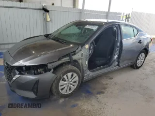 2025 Nissan Sentra S z VIN 3N1AB8BV1SY228929, wystawiony jako Copart lot #58368595 z przebiegiem 11 772 mil mil oraz Czysty tytuł • Clean title. Historia ofert i sprzedaży dostępna na DreamBid. Obrazek 1.