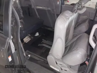 2018 Toyota Sienna LE Auto Access Seat with VIN 5TDKZ3DC4JS906025, listed as a IAAI auction lot 41078552 with 227,565 mi miles. Bid and sale history available at carsss.com. Image 8.