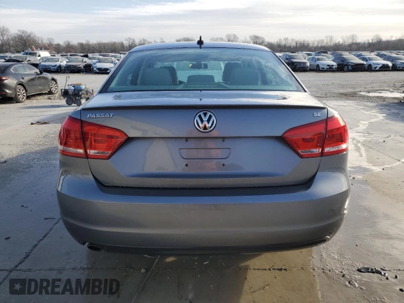 2012 Volkswagen Passat SE z VIN 1VWBH7A31CC108162, wystawiony jako Copart lot #49001885 z przebiegiem 104 309 mil mil oraz Szkoda całkowita • Salvage title. Historia ofert i sprzedaży dostępna na DreamBid. Obrazek 6.