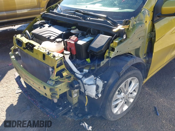 2022 Chevrolet Spark 1LT with VIN KL8CD6SA5NC011634, listed as a IAAI auction lot 41322053 with 28,971 mi miles. Bid and sale history available at carsss.com. Image 6.