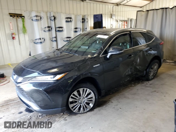 2021 Toyota Venza LE with VIN JTEAAAAH0MJ027819, listed as a Copart auction lot 70323802 with 45,149 mi miles. Bid and sale history available at carsss.com. Image 1.
