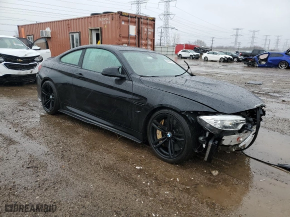 2015 BMW M4 with VIN WBS3R9C51FK331853, listed as a Copart auction lot 42464975 with 0 mi miles and Salvage Title. Bid and sale history available at carsss.com. Image 4.