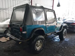1995 Jeep Wrangler S with VIN 1J4FY19P0SP262341, listed as a IAAI auction lot 41672136 with 161,979 mi miles. Bid and sale history available at carsss.com. Image 4.
