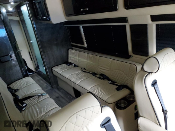 2021 Mercedes-Benz Sprinter with VIN W1X8ED3Y0MP430332, listed as a Copart auction lot 85745824 with 8,727 mi miles and Clean Title. Bid and sale history available at DreamBid. Image 11.