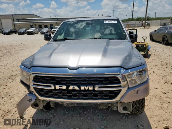 2022 Ram 1500 Big Horn with VIN 1C6SRFMT5NN324861, listed as a Copart auction lot 62969425 with 157,331 mi miles and Clean title. Bid and sale history available at DreamBid. Image 5.