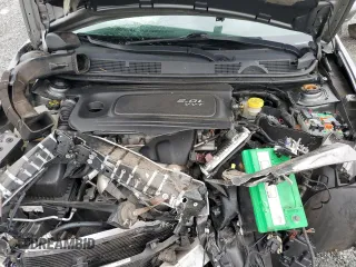 2013 Dodge Dart SXT z VIN 1C3CDFBA1DD155556, wystawiony jako Copart lot #56633845 z przebiegiem 50 676 mil mil oraz Szkoda całkowita • Salvage title. Historia ofert i sprzedaży dostępna na DreamBid. Obrazek 11.