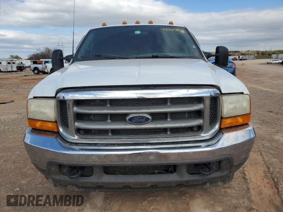 2001 Ford F-350 XL with VIN 1FTWW32F81EC66012, listed as a Copart auction lot 48225834 with 141,971 mi miles and Salvage title. Bid and sale history available at DreamBid. Image 5.